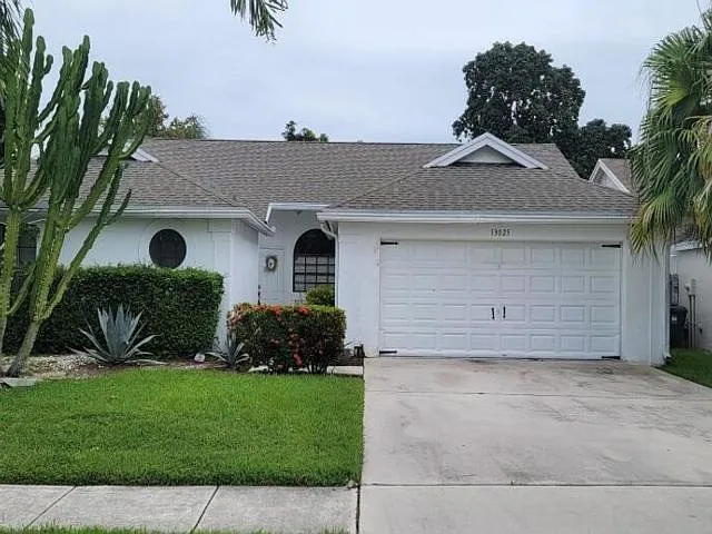 13025 Meadowbreeze Dr