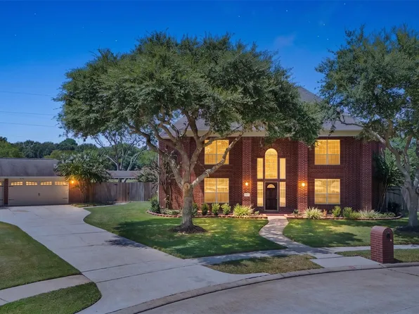 2913 Palmer Dr, Friendswood, TX 77546