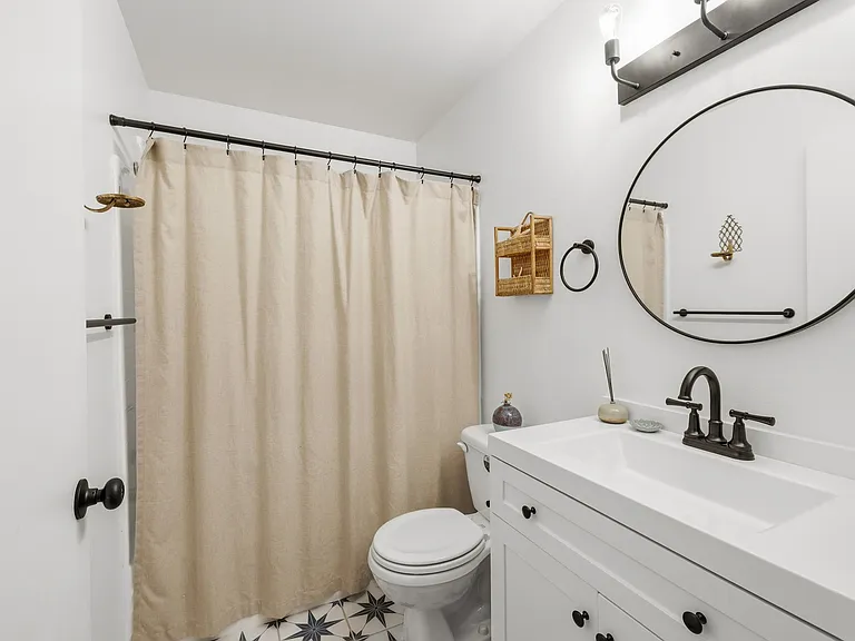771 Seneca St #54 — Photo 24