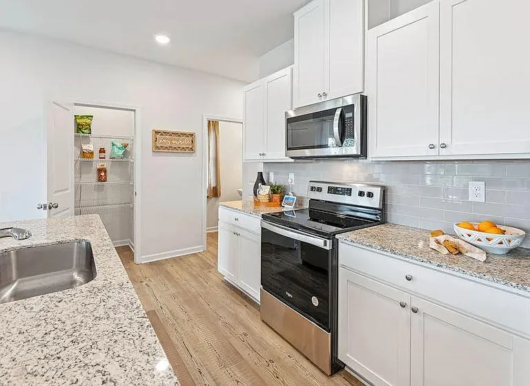 34 Lumpkin Ln — Photo 7