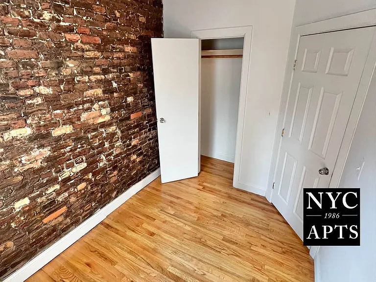 328 W 44th St #63 — Photo 7