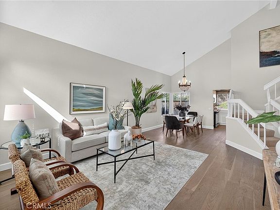 5th image of 16 Mapache