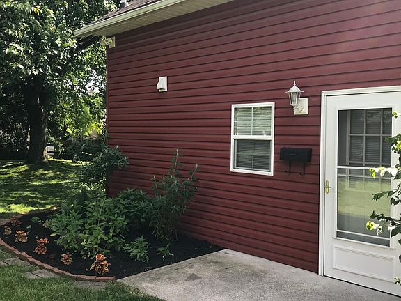 Main entrance with flower garden