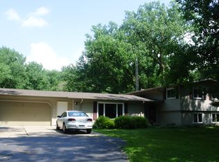 2700 N Jugtown Rd, Morris, IL 60450