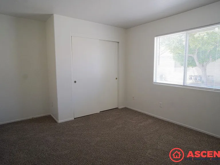 4307 Pebble Creek Dr — Photo 10