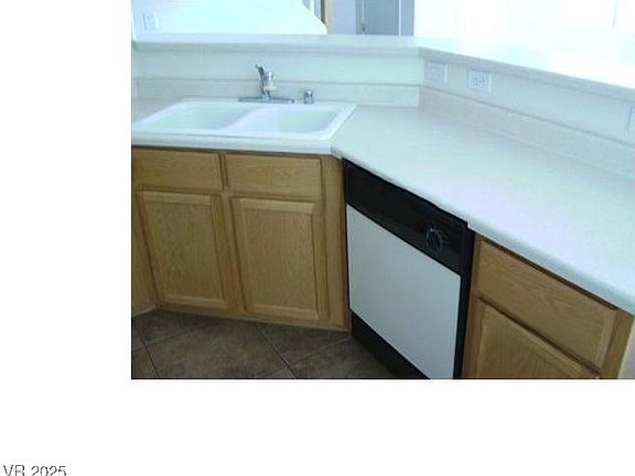 5th image of 3512 Hazelnut Pine Pl Suite 2