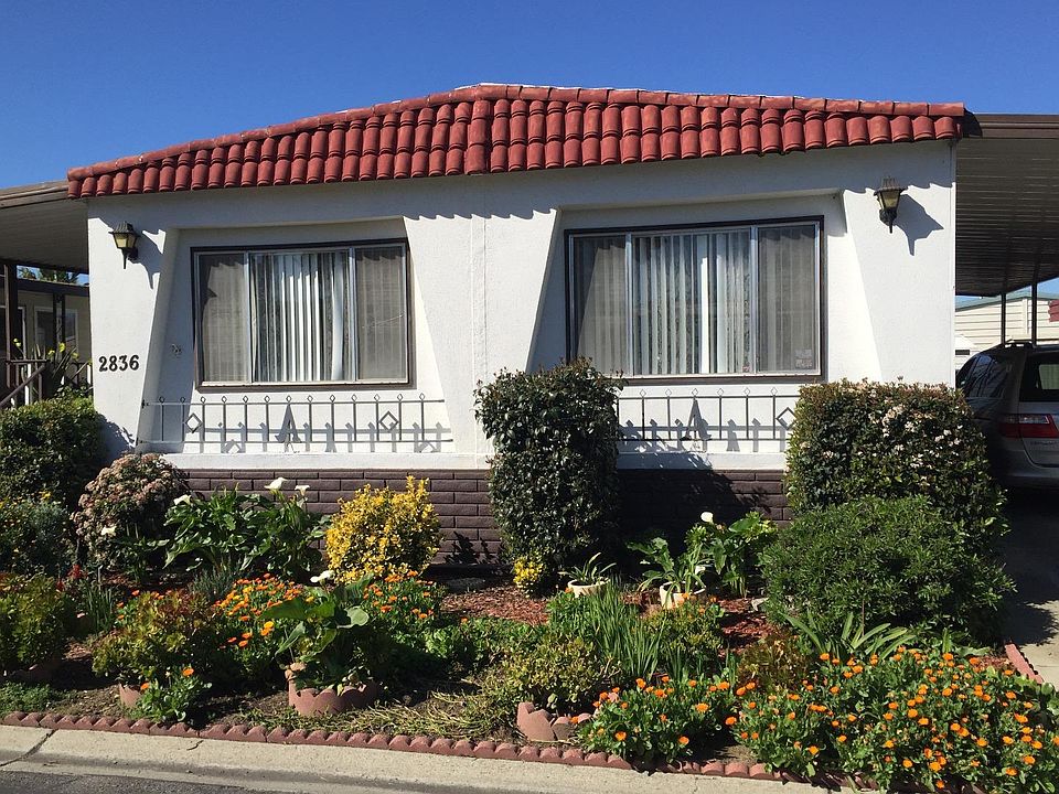 1st image of 2836 Moss Hollow Dr