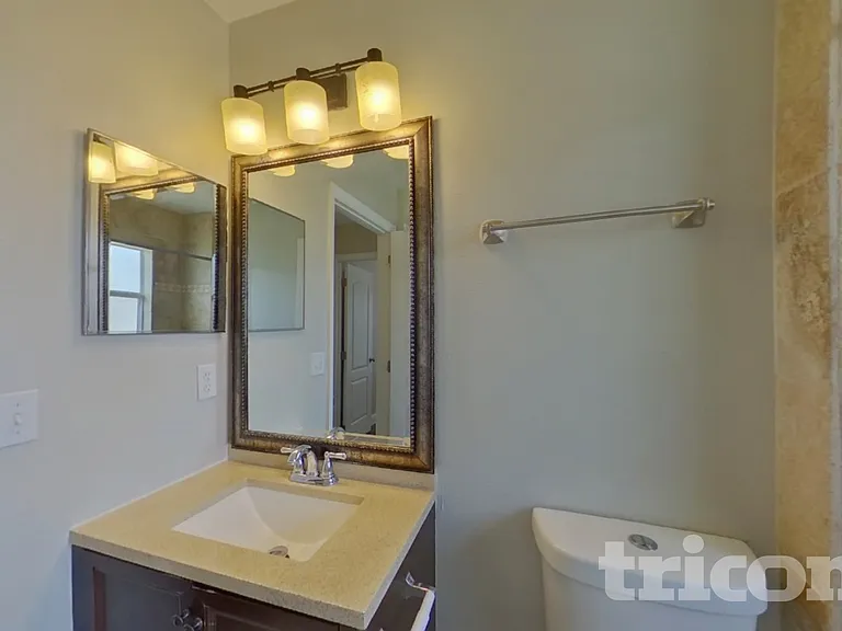 15206 Markham Dr — Photo 15