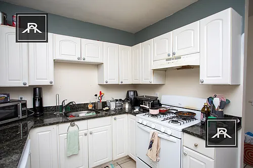 52 Egmont St #5 Photo 1