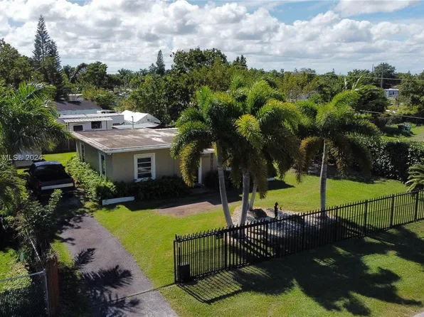 14810 Fillmore Ln, Homestead, FL 33033