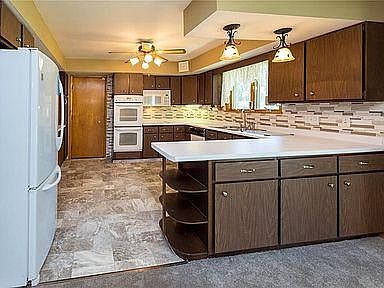 2nd image of 35161 Regis Dr