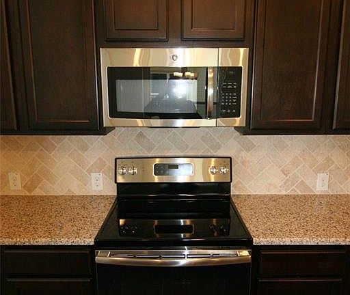 5th image of 706 Cornflower Ct