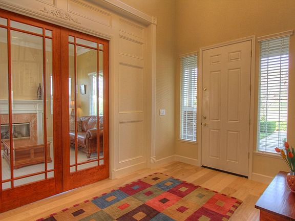 2nd image of 420 Reem Ct