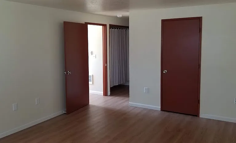 9323 SE Ramona St — Photo 2
