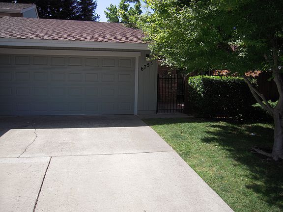 3rd image of 6753 Bertran Ct