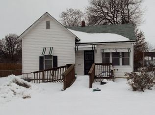 479 S English Ave, Marshall, MO 65340
