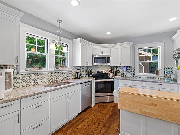 2nd image of 603 Chandler St