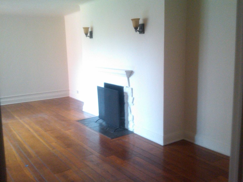 2nd image of 1 Garrett Pl APT 4B
