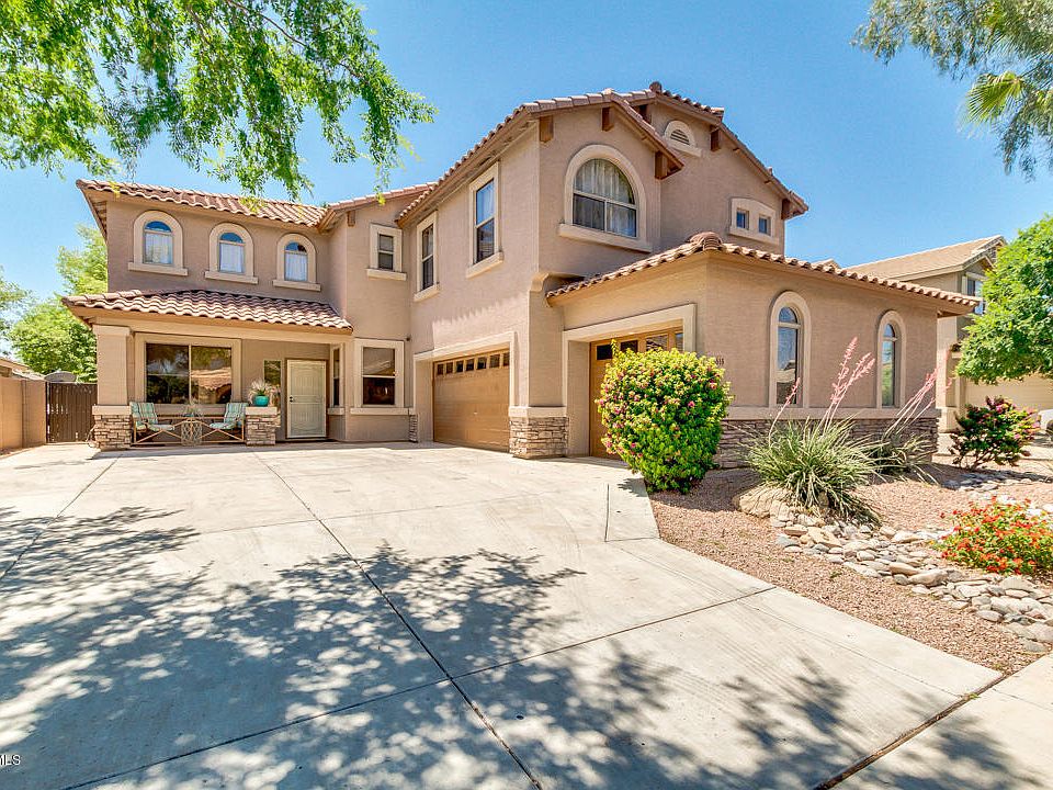 1st image of 13615 W Banff Ln