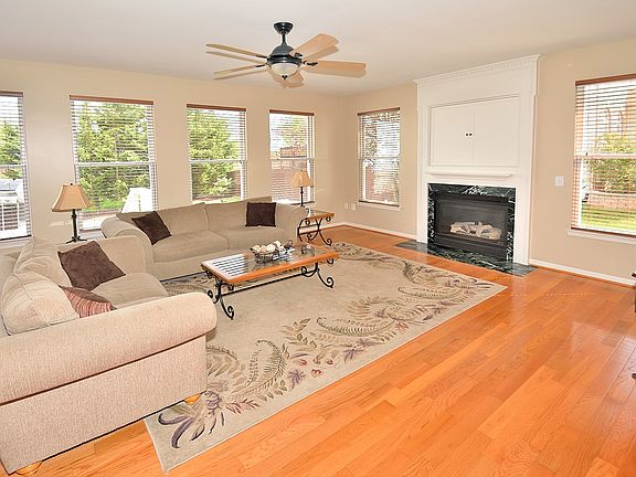 4th image of 45554 Cheswick Park Ct