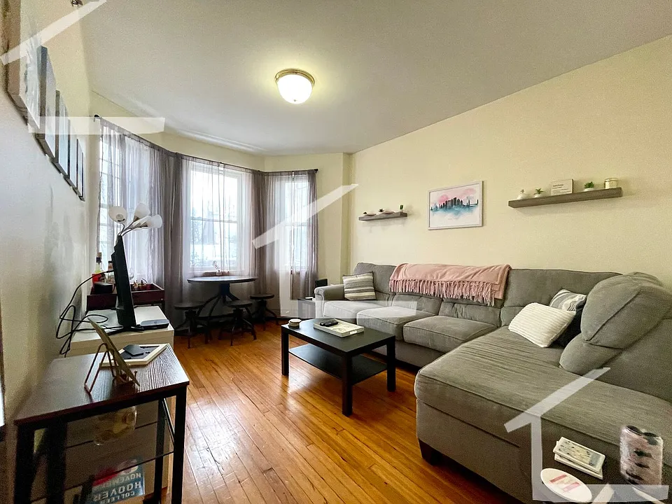 202 Chestnut Hill Ave #5