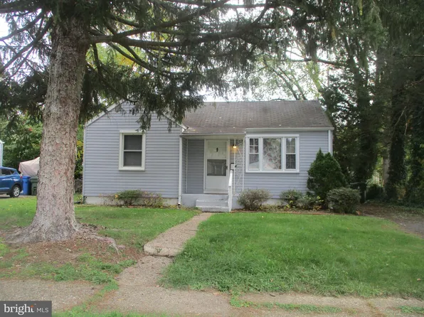 72 Stanford Rd, Cherry Hill, NJ 08034