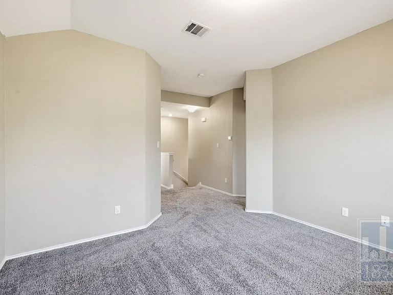 108 Wind Flower Ln — Photo 10