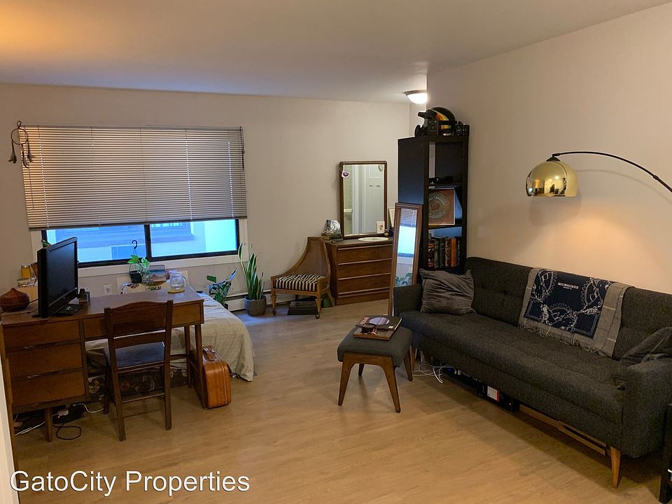 1st image of 2019 N Farwell Ave APT 213