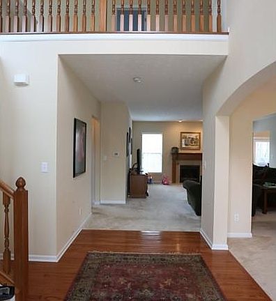 2nd image of 10355 Plumas Ln