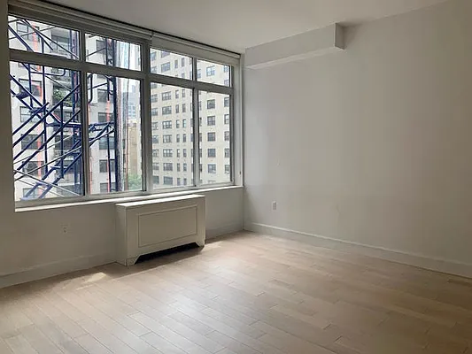 Rented by Compass | media 18