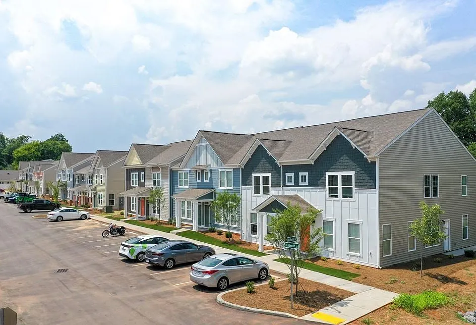 Chandler Commons