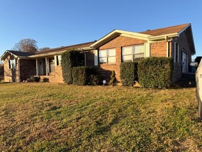 779 Oakdale Rd, Westmoreland, TN, 37186