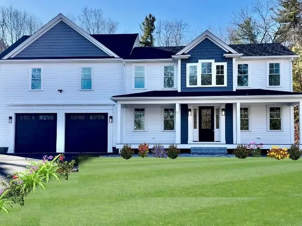 11 Wood Dr, Mendon, MA 01756