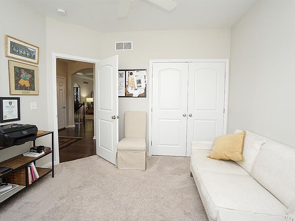 4th image of 5225 Lower Lake Dr