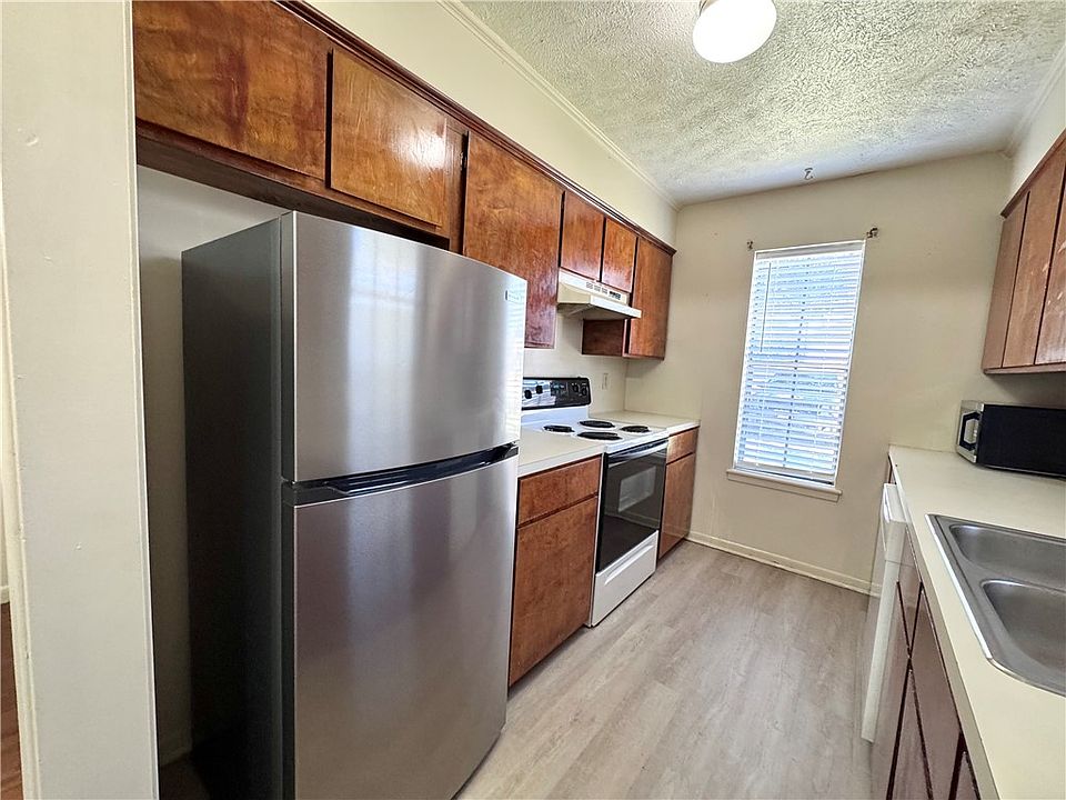 1st image of 2317 San Pedro Dr
