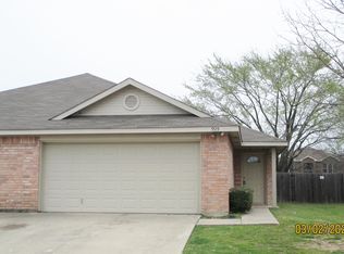 5515 Homestead Rd, Arlington, TX 76017