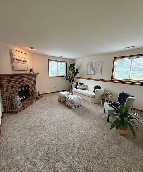 1627-1629 Rustic Dr #1627 — Photo 10