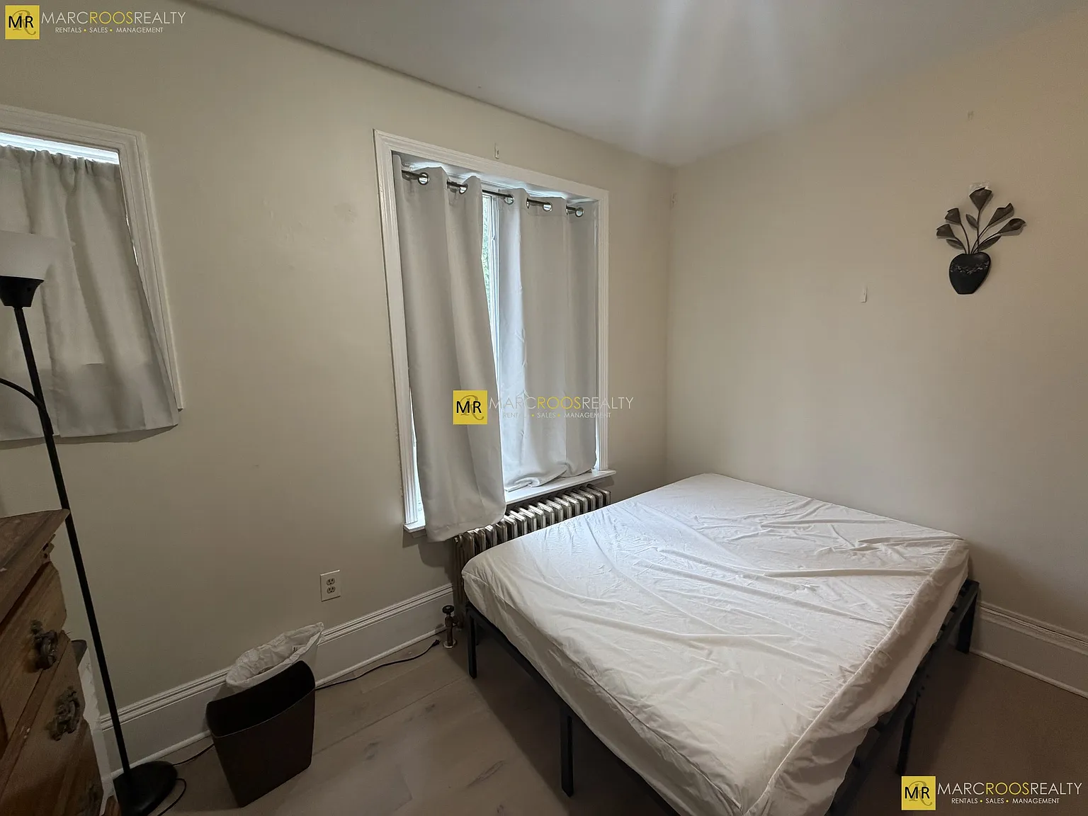 2 bed, 9999 sqft, $3,500 — Photo 1