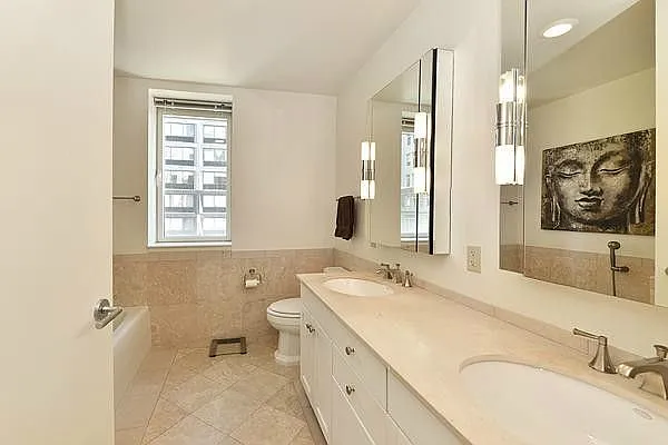 Sold by Level Group | media 7