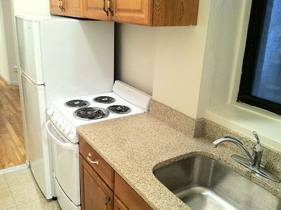 4th image of 332 E 91st St APT 2E