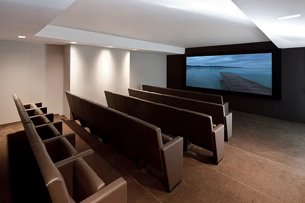 Rented by Compass | media 21