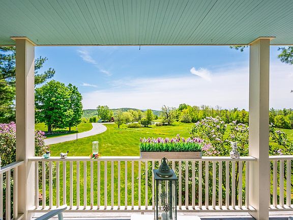 4th image of 21 Wintercroft Circle #2