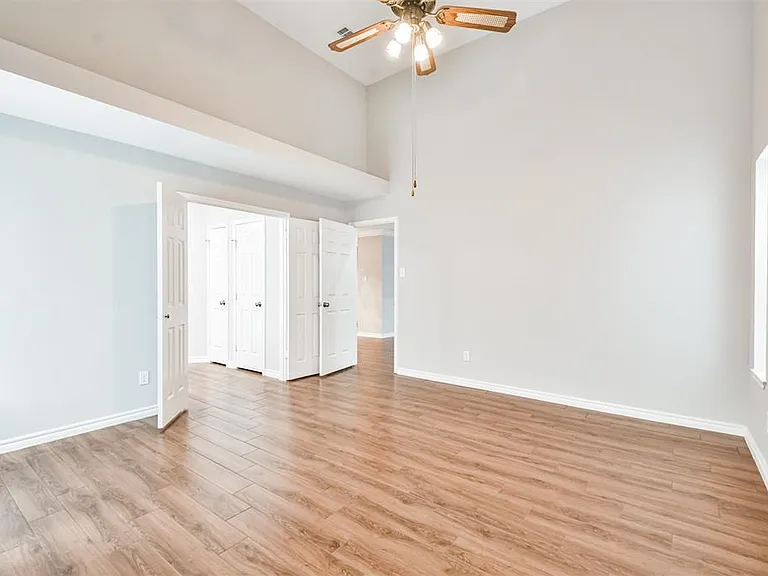 10327 Brickyard Ct — Photo 14