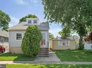 228 Carre Ave, Essington, PA 19029
