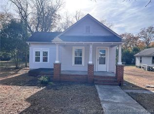 223 E Vance St, Laurinburg, NC 28352