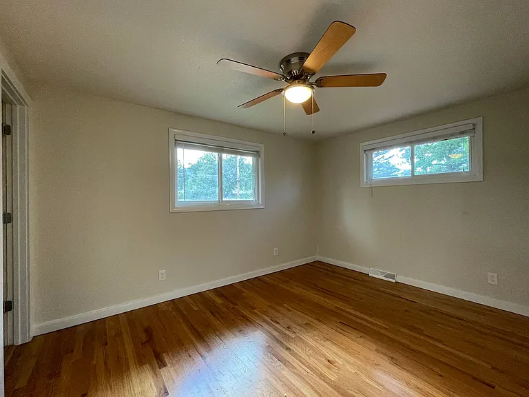 4272 Graham Ct — Photo 8
