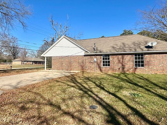 5th image of 4402 Sanderson Ln