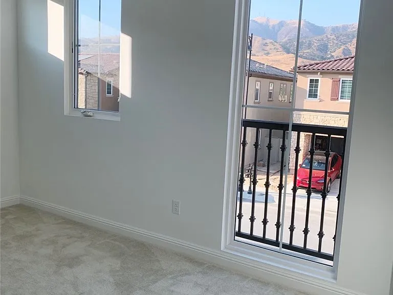 20816 Pine Cone Cir — Photo 5