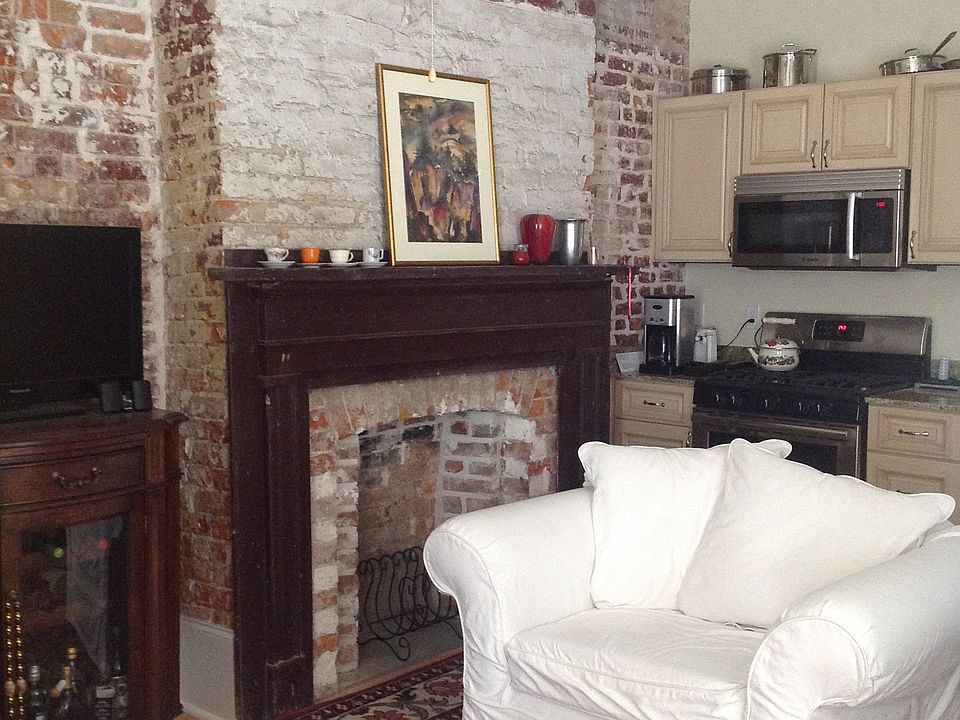 Living room /kitchen - this is an unfurnished unit