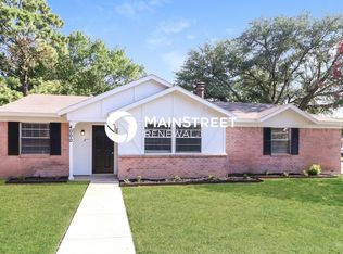 4000 School Hill Cir, Arlington, TX 76017